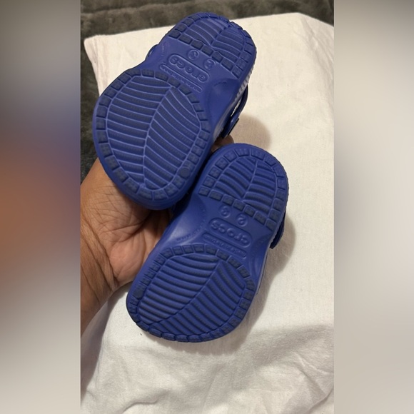 Purple 2/3 Infant Crocs - Picture 3 of 3